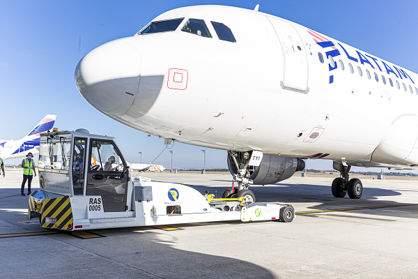 Real Aviation cresce 30% em 2022 e expande operação elétrica para mais quatro aeroportos